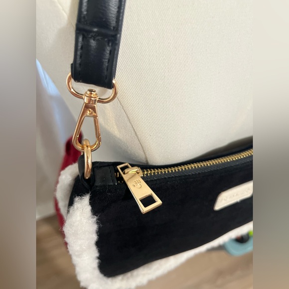 BearPaw Black and White Shoulder Bag - Picture 3 of 12